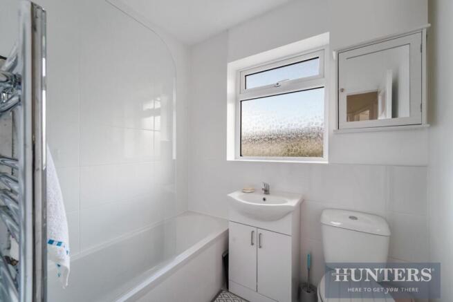 LYNMOUTH AVENUE (9).jpg