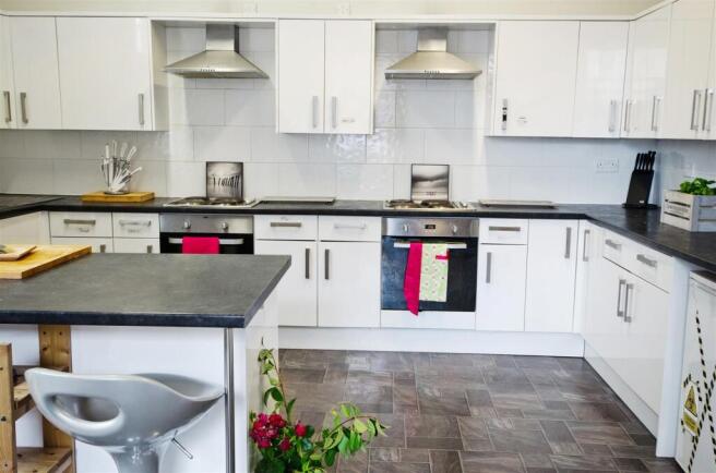 1 bed Flat Share to rent Image 8