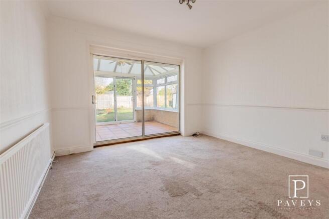 Roydon Way, Frinton-On-Sea photo 4