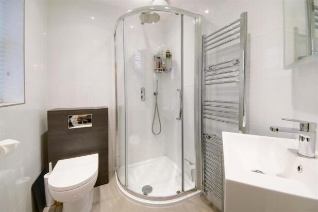 Ensuite - Copy.jpg
