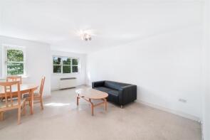 7, Norwood Close, Cricklewood, London NW2 1UT