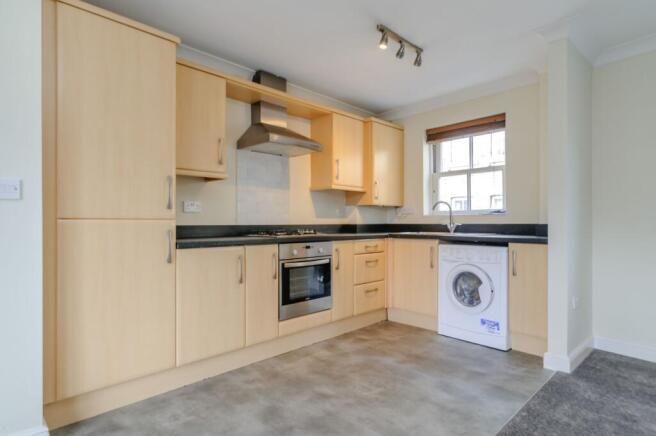 2 bed Flat to rent Image 9