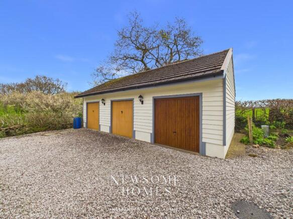 Triple Garage