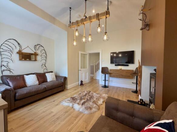Sitting/Dining Room