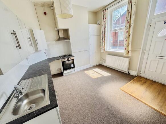Lounge/Kitchen