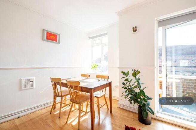 Living Room (South Facing)