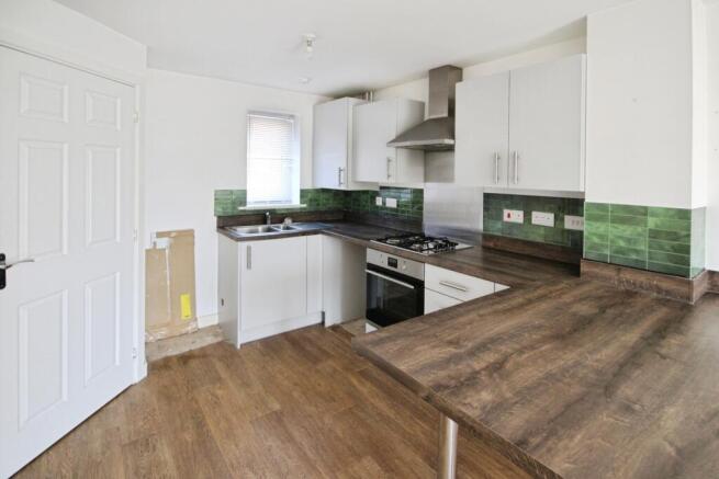 3 bed Semi-Detached for sale Image 3
