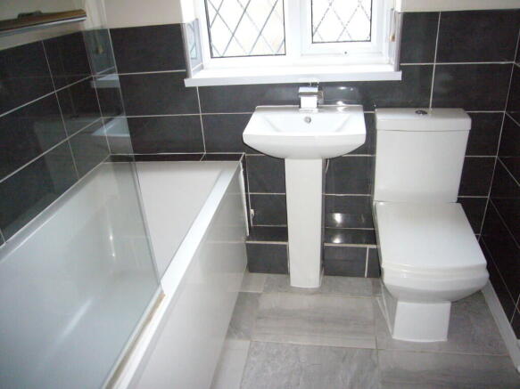 2 bed Detached Bungalow for sale Image 3