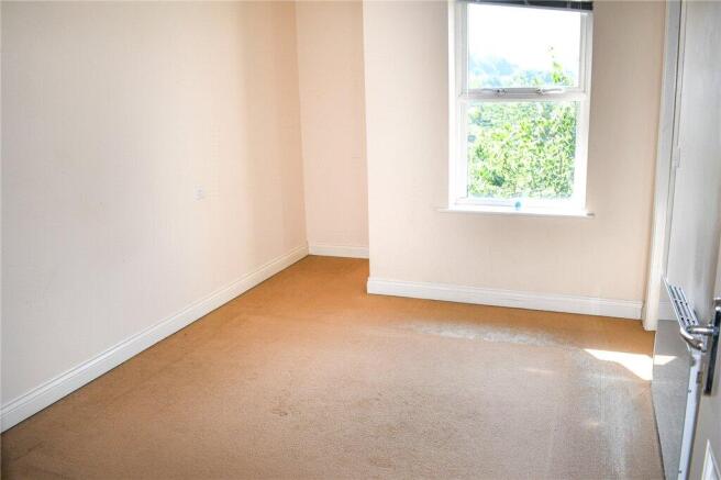 2 bed Apartment for sale Image 6
