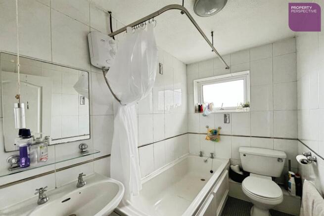 2 bed Terraced for sale Image 11