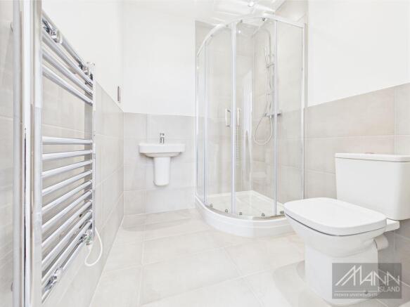 2 bed Apartment to rent Image 12