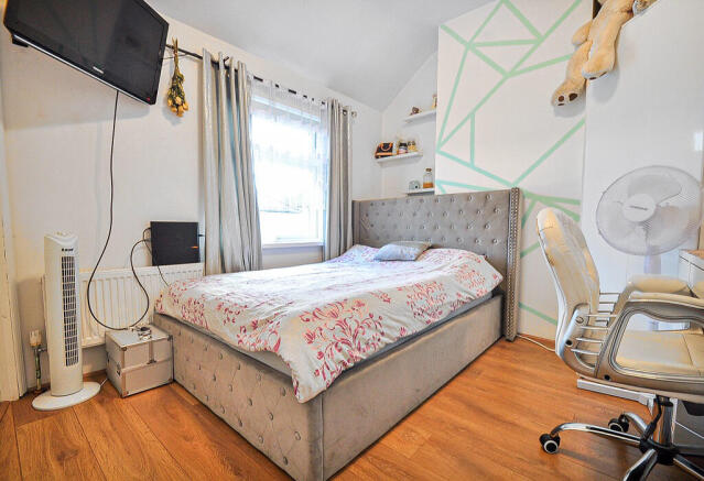 Photo 11