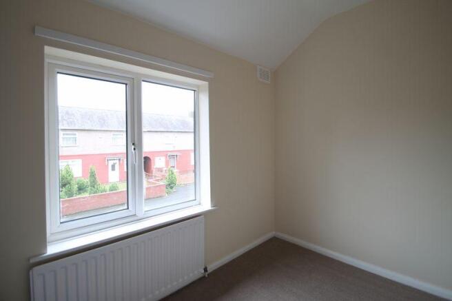 FRONT BEDROOM