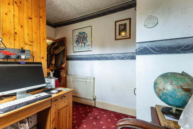 2 bed Terraced for sale Image 11