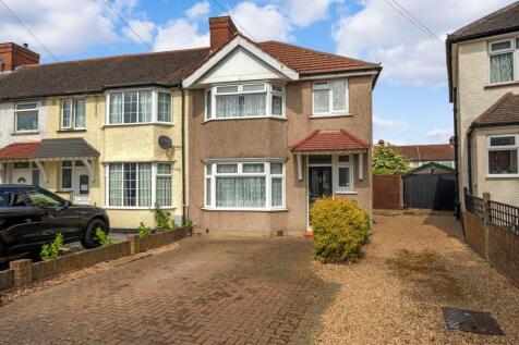 Kew Crescent, Cheam, SM3