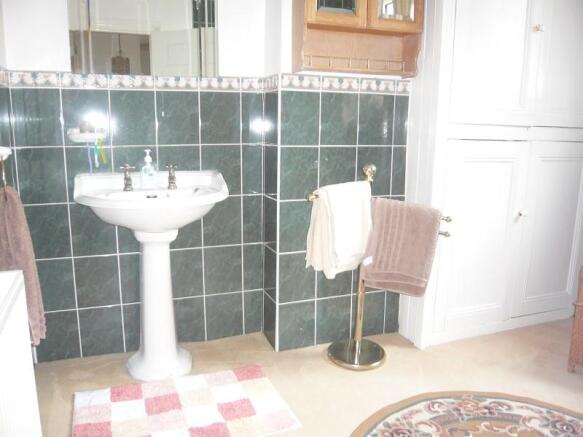 Family bathroom