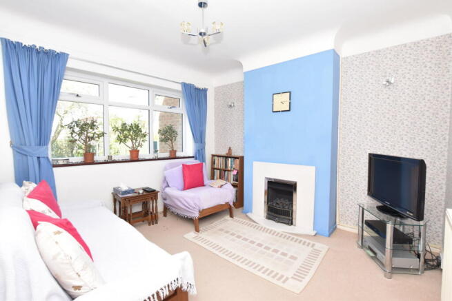 Harvey Avenue, Greasby, CH49 photo 4