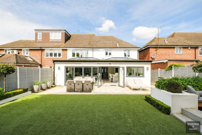 lyndhurst rise-42_1.jpg