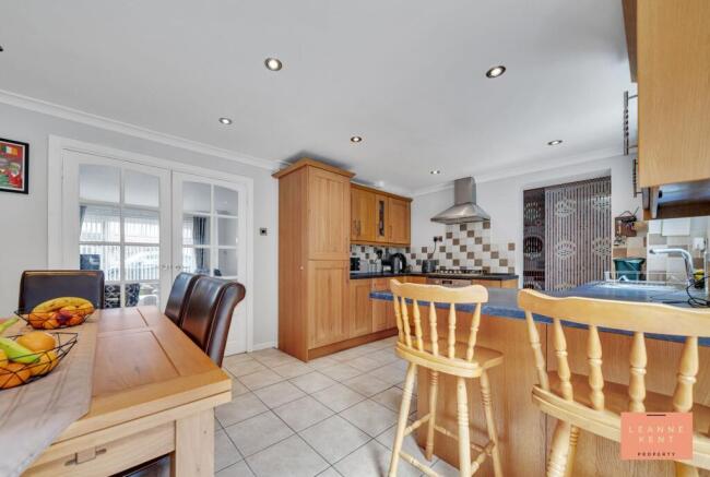 Kitchen Diner