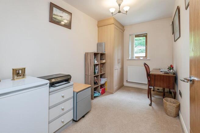 2 bed Flat for sale Image 9