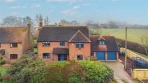 Hill View, Whaddon Road, Nash MK17 0ER