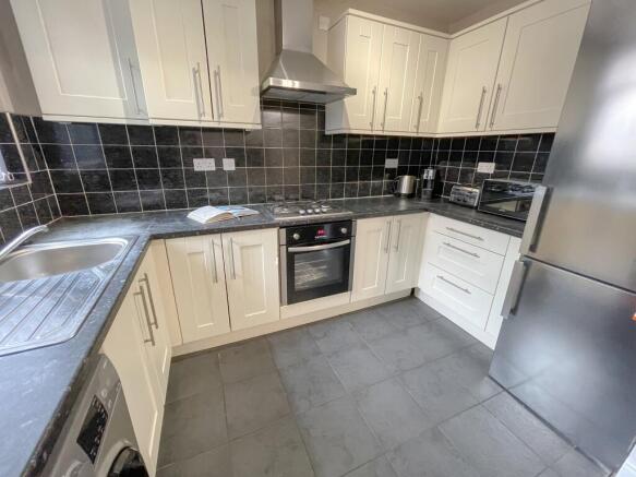 128 Cranborne(9)