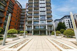 105, Holland Gardens, Brentford TW8 0BH