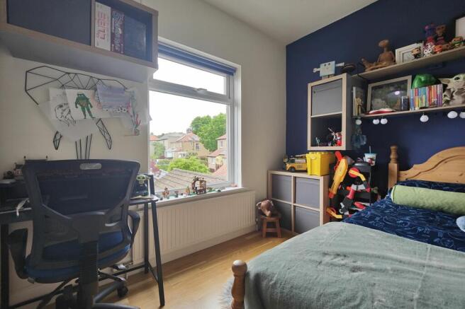4 Bedrooms
