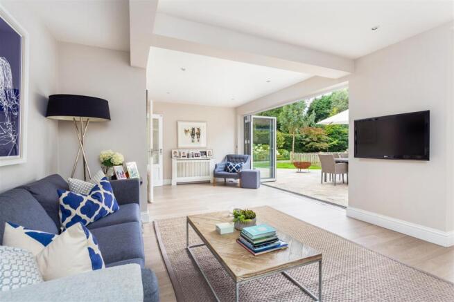 Kitchen/Breakfast/Family Room