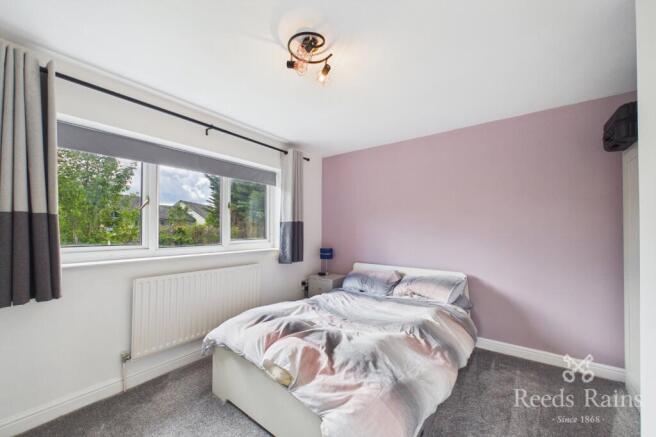 2 bed Semi-Detached for sale Image 11