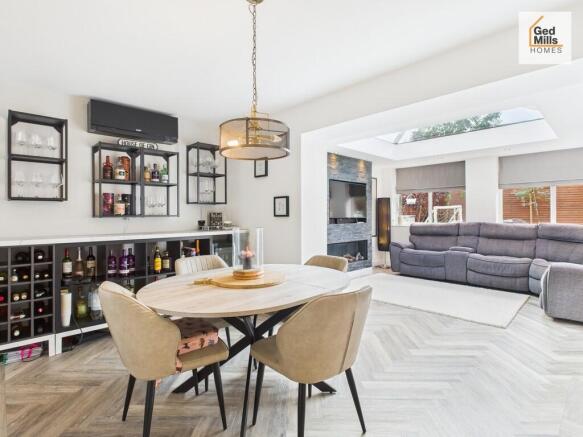 CAM04261G0-PR0092...