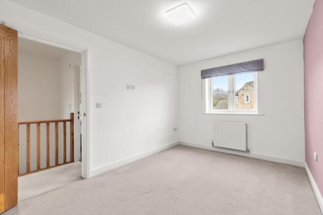 3 bed Terraced for sale Image 10