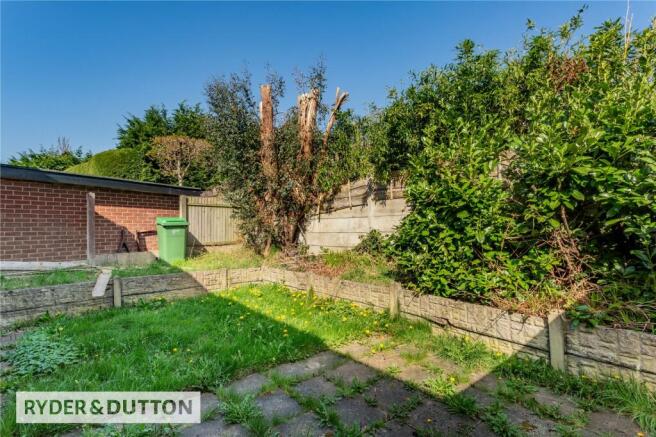 5 bed Semi-Detached for sale Image 11