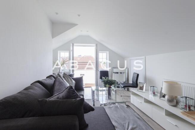 1-bed flat on Hale Lane, Edgware, HA8, £285,000