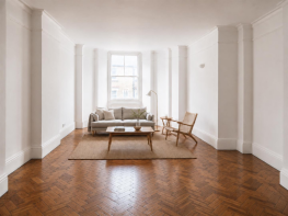102, Clarence Gate Gardens, Glentworth Street, London NW1 6QP