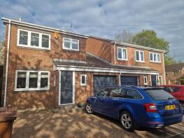 39, Hill Drive, Ackworth, Pontefract WF7 7LQ