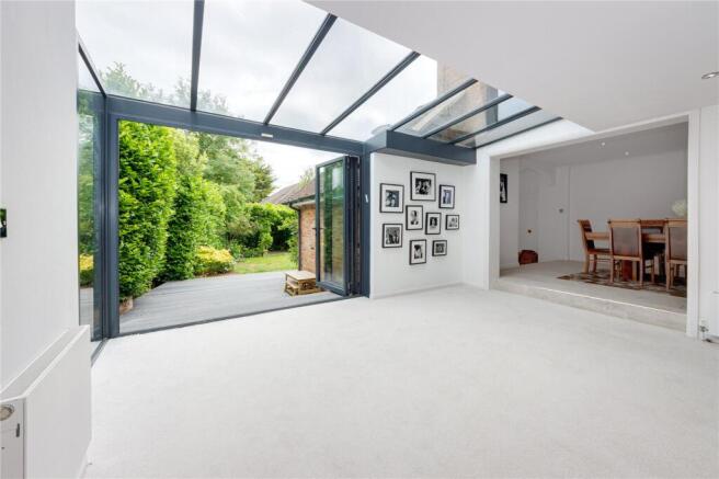 Gills Hill Lane, Radlett, Hertfordshire, WD7 photo 3