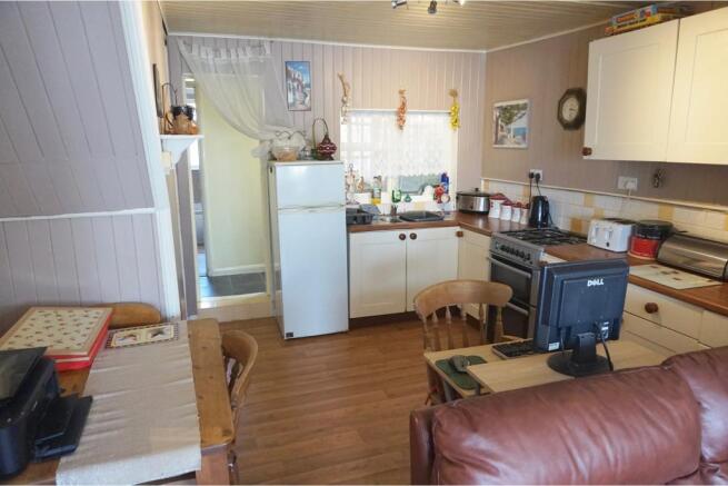 Lounge / Kitchen