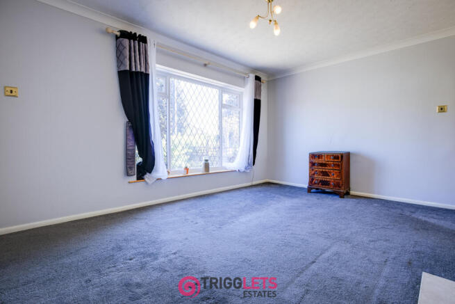 4 bed Detached for sale Image 8