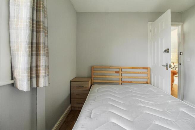 bed 2 (2).jpg