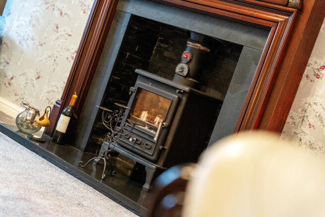 53 WILTSHIRE CLOSE-28.jpg