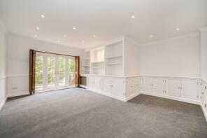 23, 20 Clarendon Court, Eastbury Avenue, Northwood HA6 3LN