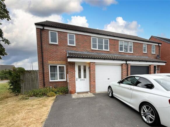 3-bed semi-detached on Hunters Place, Guisborough, TS14, £210,000