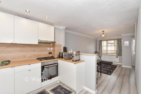 Falcon Way, Ashford, Kent