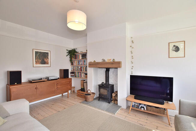 3 bed Semi-Detached for sale Image 5
