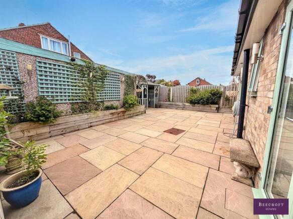 3 bed Detached Bungalow for sale Image 11