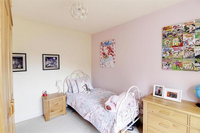 bed 4a.jpg