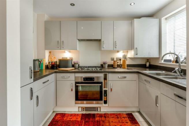 Flint Close-4.jpg