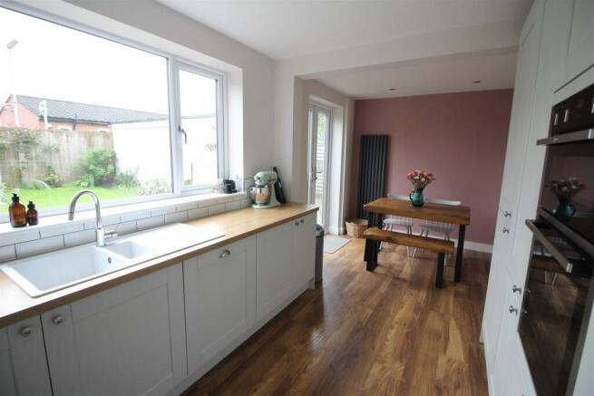 Fitted Kitchen