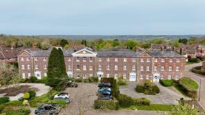 34, Chapelfields, Haywards Heath RH17 5JR